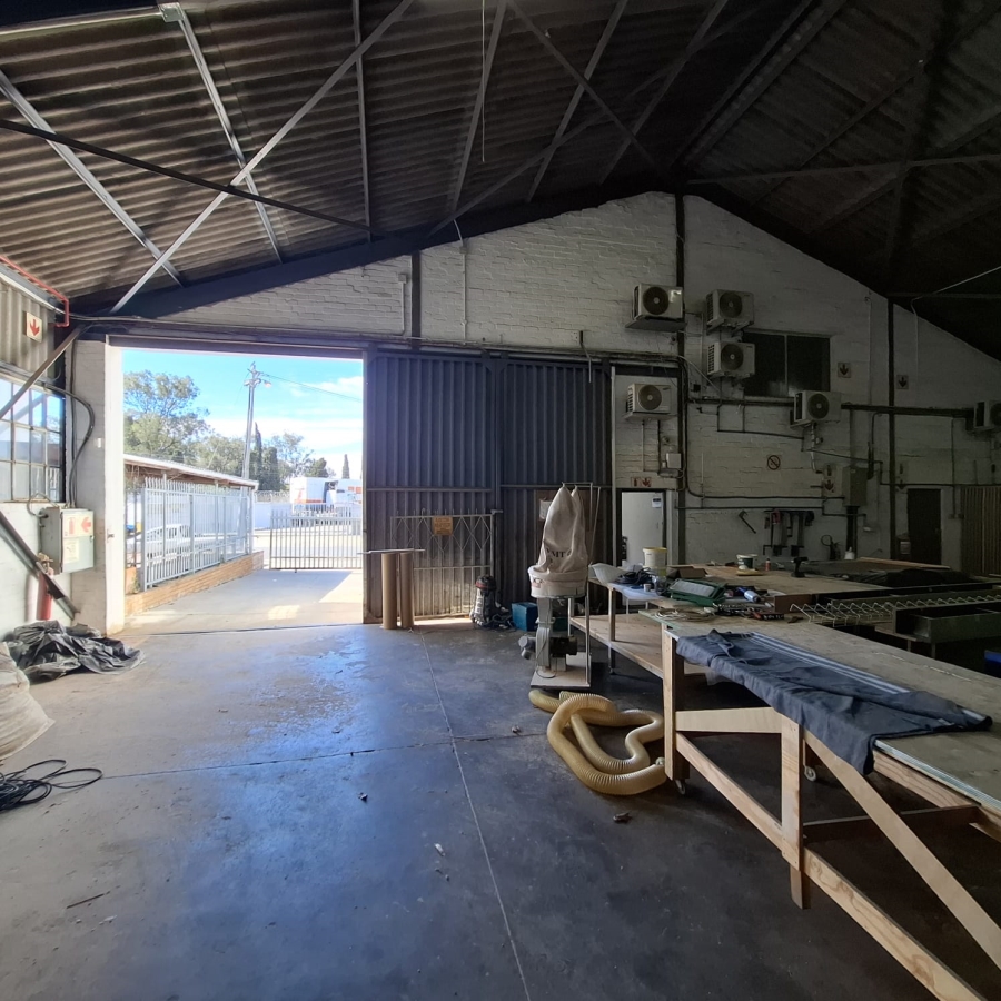 To Let Commercial Property for Rent in Stikland Industrial Western Cape